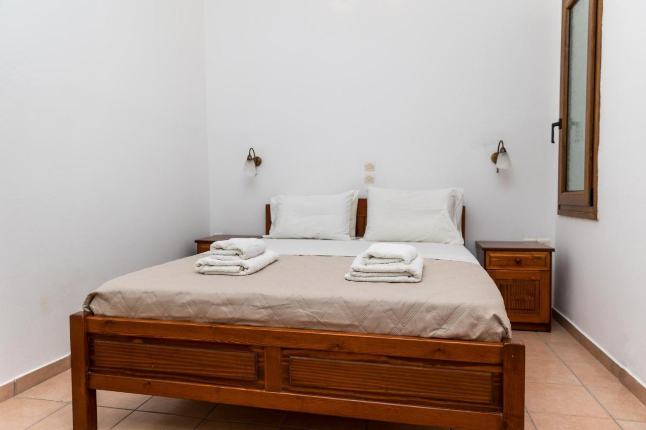 Aqua Naxos Apartments & Suites آغيوس بروكوبيوس المظهر الخارجي الصورة