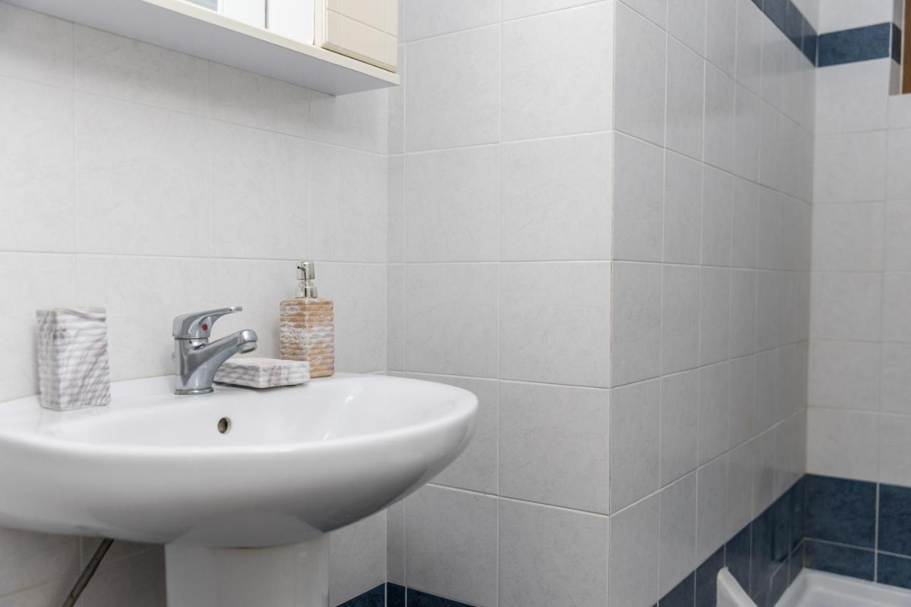 Aqua Naxos Apartments & Suites آغيوس بروكوبيوس المظهر الخارجي الصورة