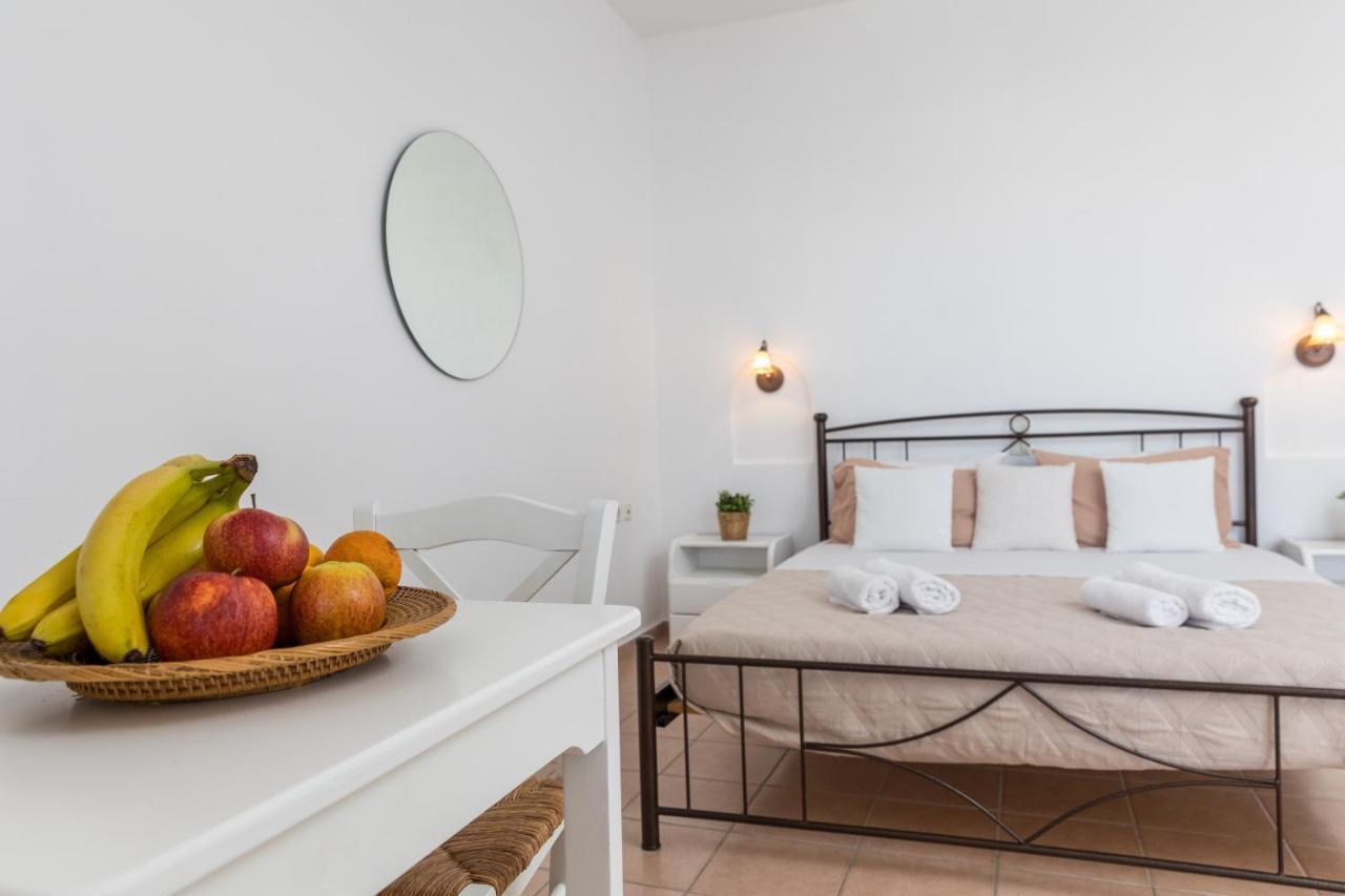 Aqua Naxos Apartments & Suites آغيوس بروكوبيوس المظهر الخارجي الصورة